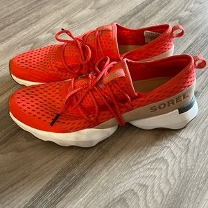 Sorel Kinetic sneakers